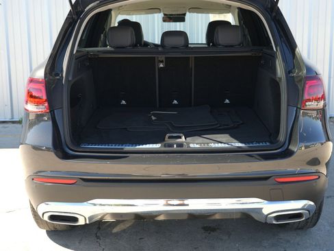 Used 2022 Mercedes-Benz GLC 300 image 9