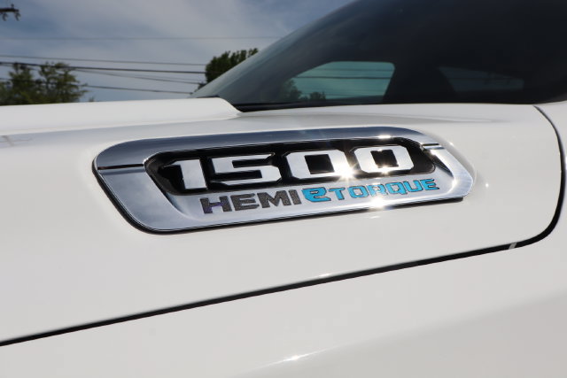 Used 2023 RAM 1500 Big Horn AWD/4WD image 10