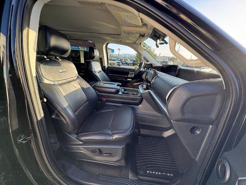 Certified 2025 Ford Expedition Max Platinum w/ Driver's Package AWD/4WD image 19