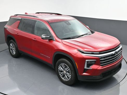 New 2026 Chevrolet Traverse LT FWD image 44