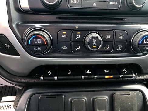 Used 2018 GMC Sierra 1500 SLE w/ SLE Value Package image 33