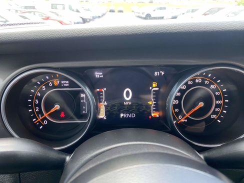 Used 2018 Jeep Wrangler Unlimited Sport S AWD/4WD image 22