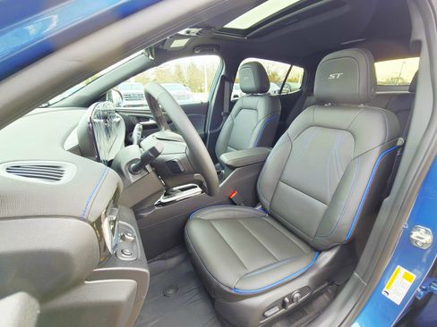 New 2026 Buick Envista Sport Touring w/ Convenience I Package image 12