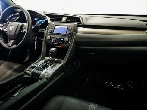 Used 2019 Honda Civic LX image 9
