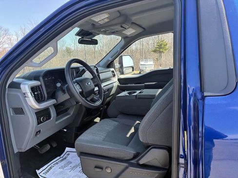 New 2026 Ford F250 XLT w/ FX4 Off-Road Package AWD/4WD image 11
