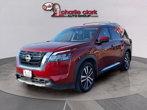 Used 2023 Nissan Pathfinder Platinum w/ Cargo Package image 1