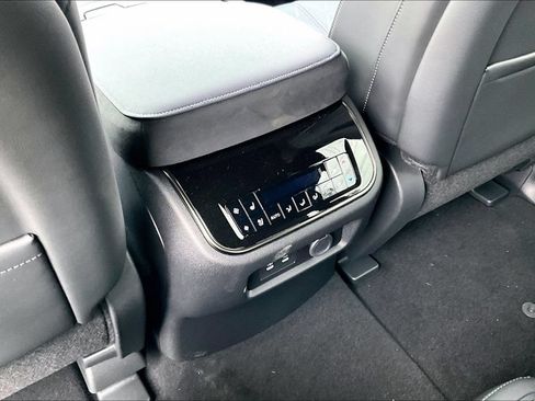New 2026 INFINITI QX80 4WD image 45