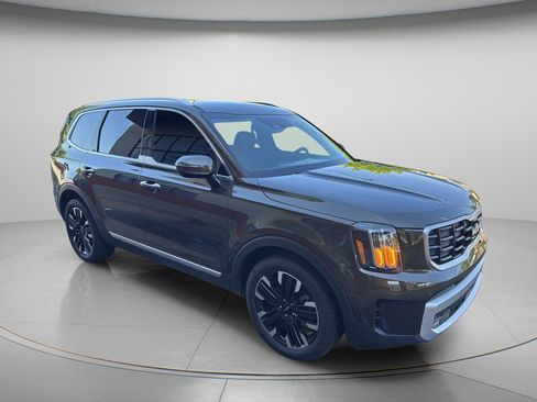 Used 2024 Kia Telluride SX FWD image 13