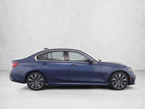 Certified 2024 BMW 330i Sedan w/ Convenience Package RWD image 8