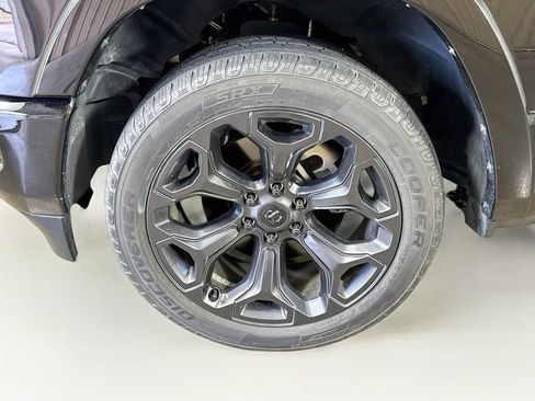Used 2024 RAM 1500 Limited AWD/4WD image 39