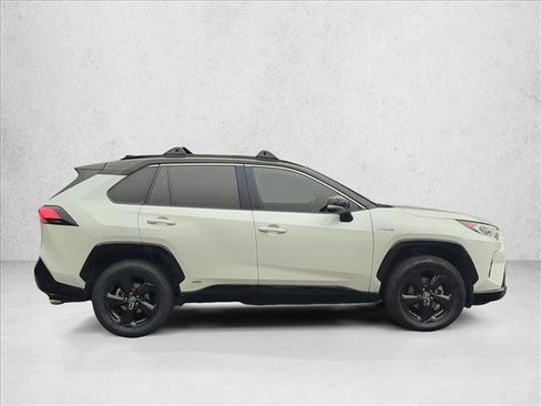 Used 2020 Toyota RAV4 XSE image 4