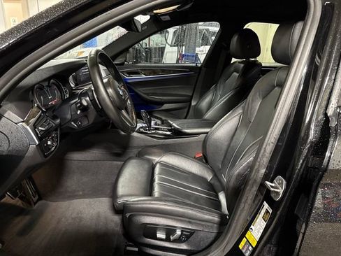 Used 2018 BMW 530e 530e iPerformance image 16