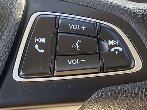 Certified 2021 Ford EcoSport S image 18