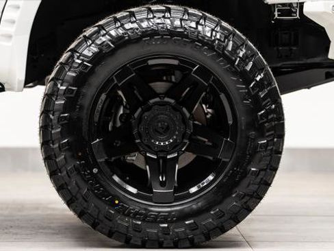 Used 2025 Ford F150 Lariat image 27