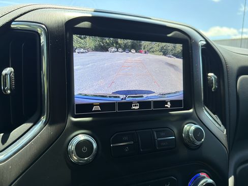Used 2022 GMC Sierra 1500 AT4 w/ AT4 Premium Package AWD/4WD image 25