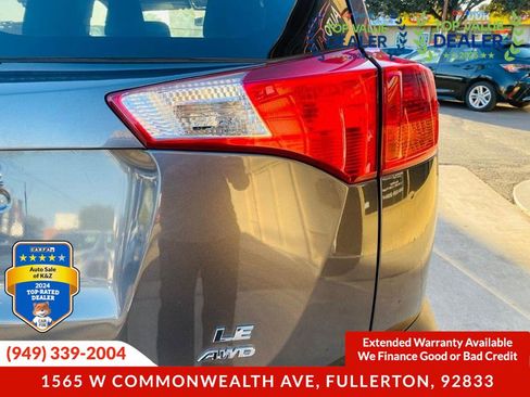 Used 2013 Toyota RAV4 LE image 18