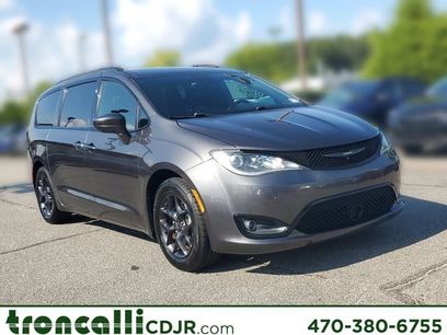 Certified 2019 Chrysler Pacifica Touring-L w/ Advanced Safetytec Group