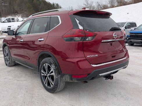 Used 2019 Nissan Rogue SV w/ Sun & Sound Touring Package image 27