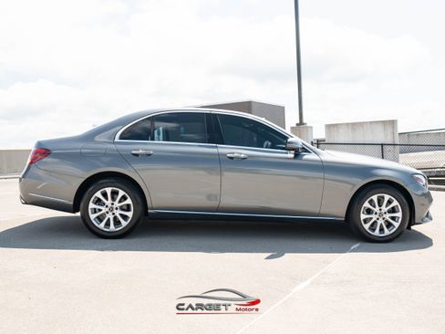 Used 2019 Mercedes-Benz E 300 4MATIC image 8
