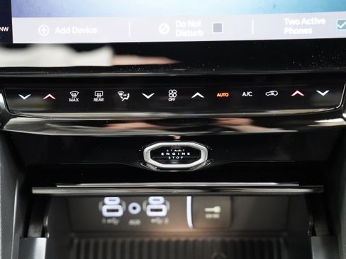 New 2026 Jeep Grand Cherokee Altitude image 31