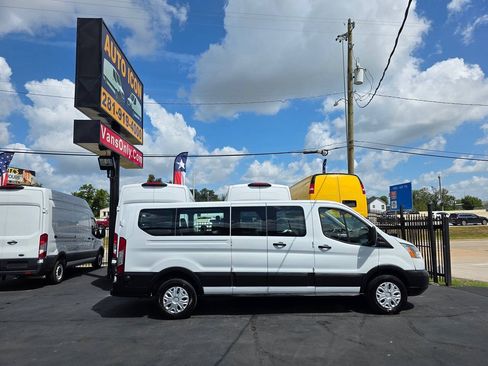 Used 2019 Ford Transit 350 XLT RWD image 3