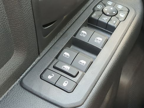 New 2026 RAM 2500 Tradesman AWD/4WD image 22