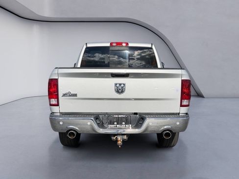 Used 2019 RAM 1500 Big Horn RWD image 4