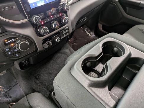 Used 2025 RAM 1500 Big Horn AWD/4WD image 15