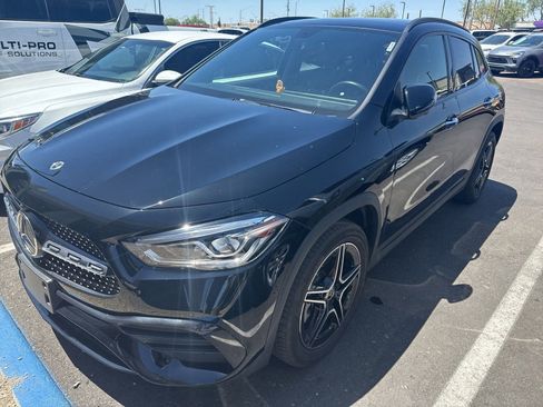 Used 2023 Mercedes-Benz GLA 250 4MATIC image 2