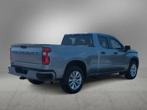Used 2023 Chevrolet Silverado 1500 Custom image 8