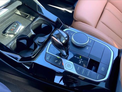 Used 2023 BMW X3 sDrive30i w/ Convenience Package image 16