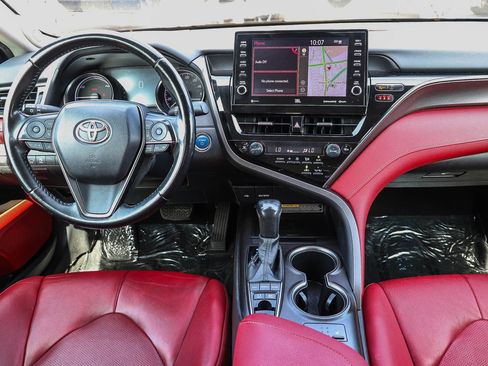 Used 2021 Toyota Camry XSE w/ Navigation Upgrade Package FWD image 13