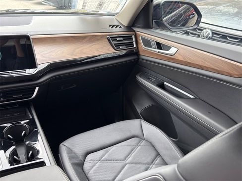 New 2026 Volkswagen Atlas SE image 31