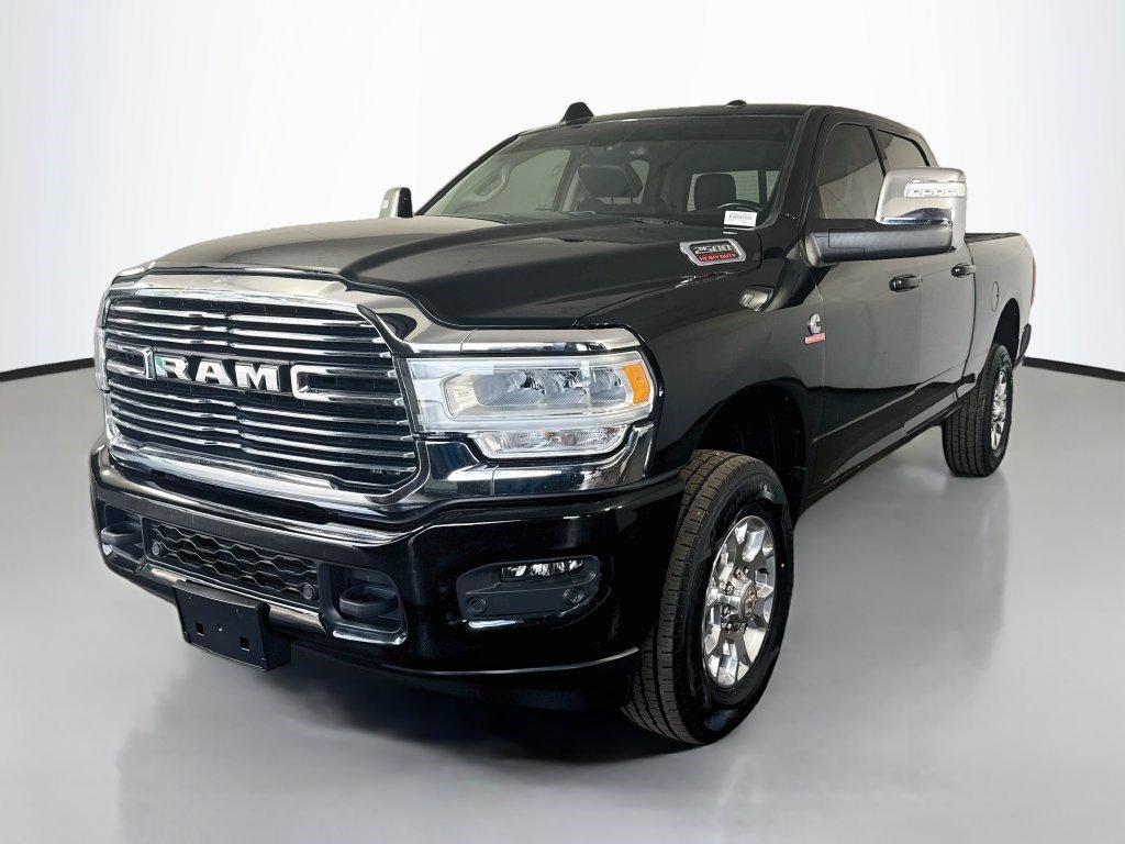 Used 2024 RAM 2500 Laramie AWD/4WD image 4