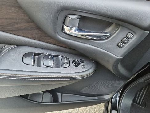 Used 2023 Nissan Murano Platinum w/ Cargo Package AWD/4WD image 15