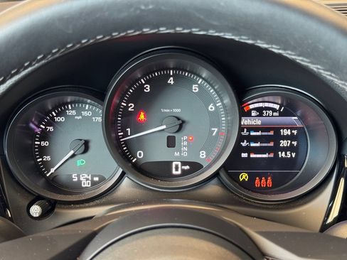 Certified 2026 Porsche Macan AWD/4WD image 16