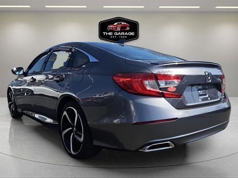 Used 2019 Honda Accord Sport image 3