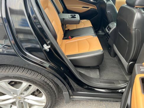 Used 2018 Chevrolet Equinox Premier AWD/4WD image 25