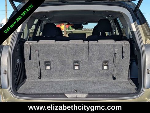 Used 2023 Subaru Ascent Premium w/ Convenience Package image 14