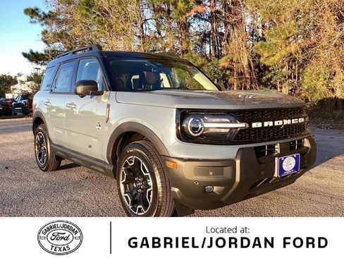 New 2025 Ford Bronco Sport Outer Banks w/ Outer Banks Tech Package+ image 1