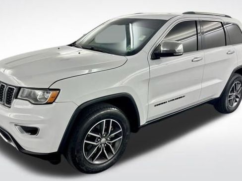 Used 2018 Jeep Grand Cherokee Limited image 4
