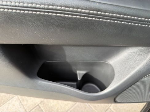 Used 2017 Nissan Pathfinder SL image 67