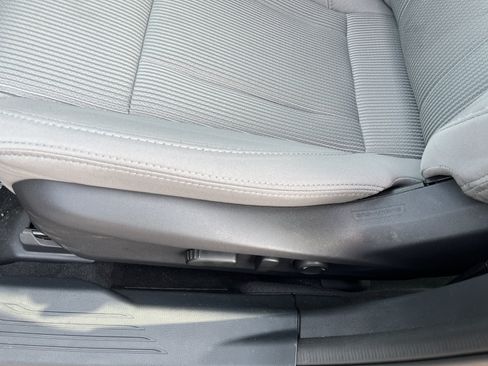 Used 2025 Subaru Legacy Premium AWD/4WD image 19
