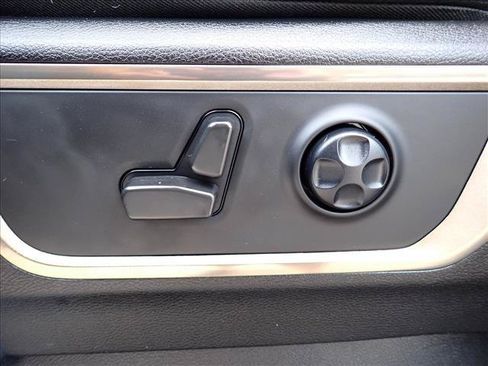 Used 2022 RAM 1500 Limited AWD/4WD image 14