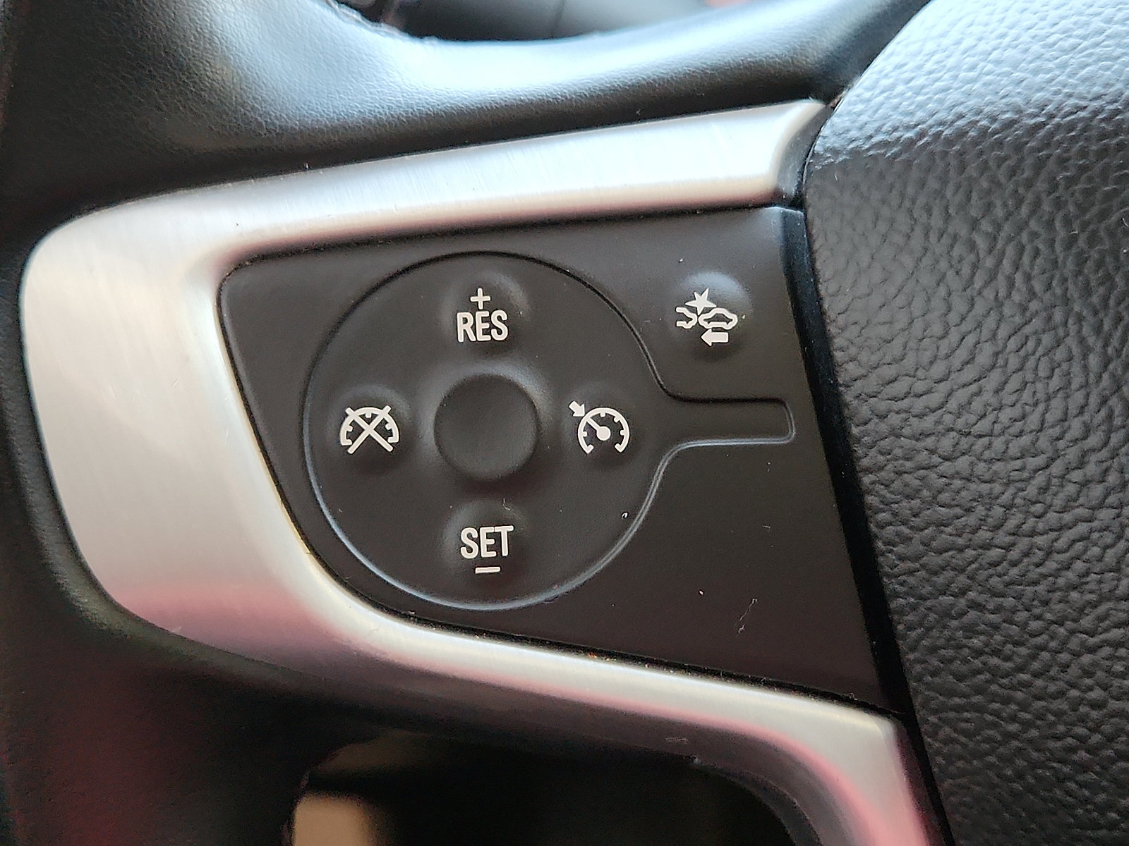 Used 2023 GMC Acadia SLT AWD/4WD image 18