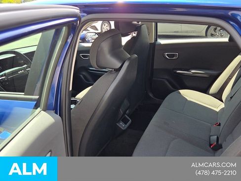 Used 2025 Kia K4 FWD image 8