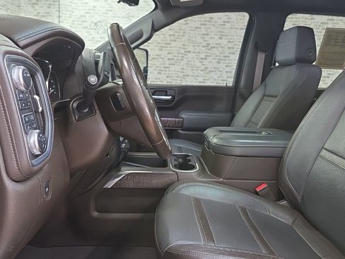 Used 2021 GMC Sierra 3500 Denali w/ Denali Black Diamond Edition AWD/4WD image 24