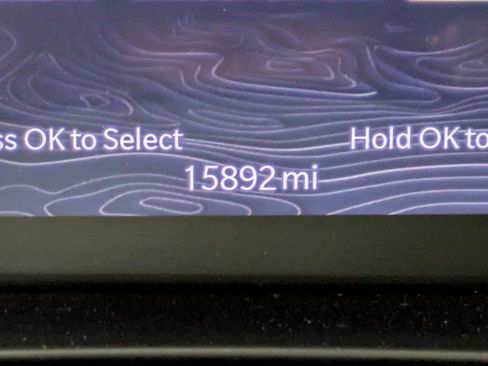 Used 2024 Jeep Grand Cherokee Limited w/ Luxury Tech Group II image 17