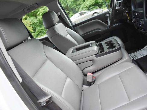 Used 2018 Chevrolet Silverado 3500 W/T RWD image 39