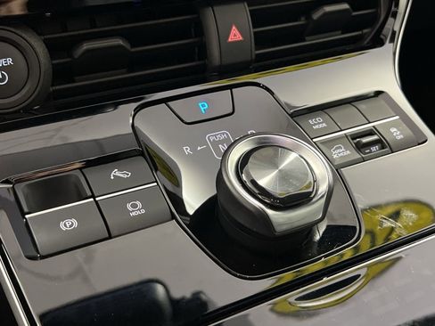 Used 2024 Toyota bZ4X XLE image 23